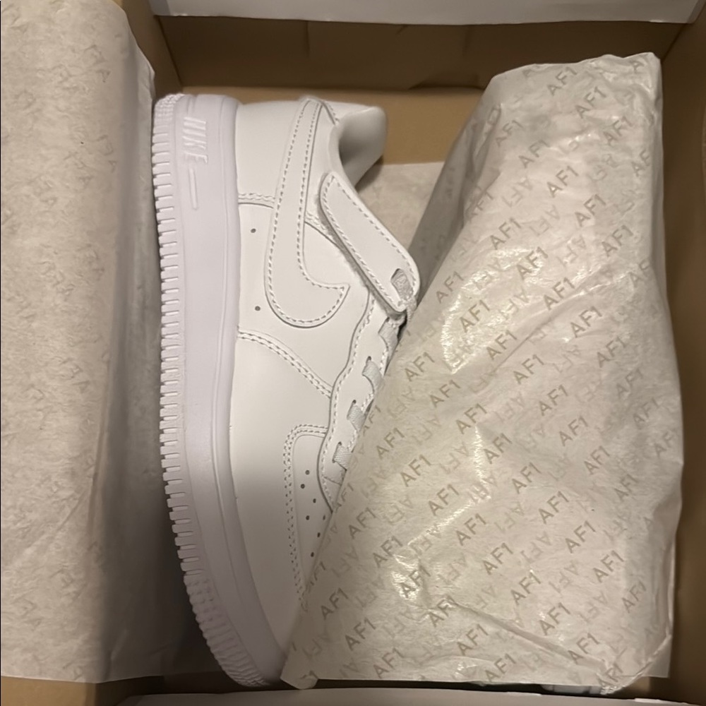 Nike Air Force 1 White Sneakers